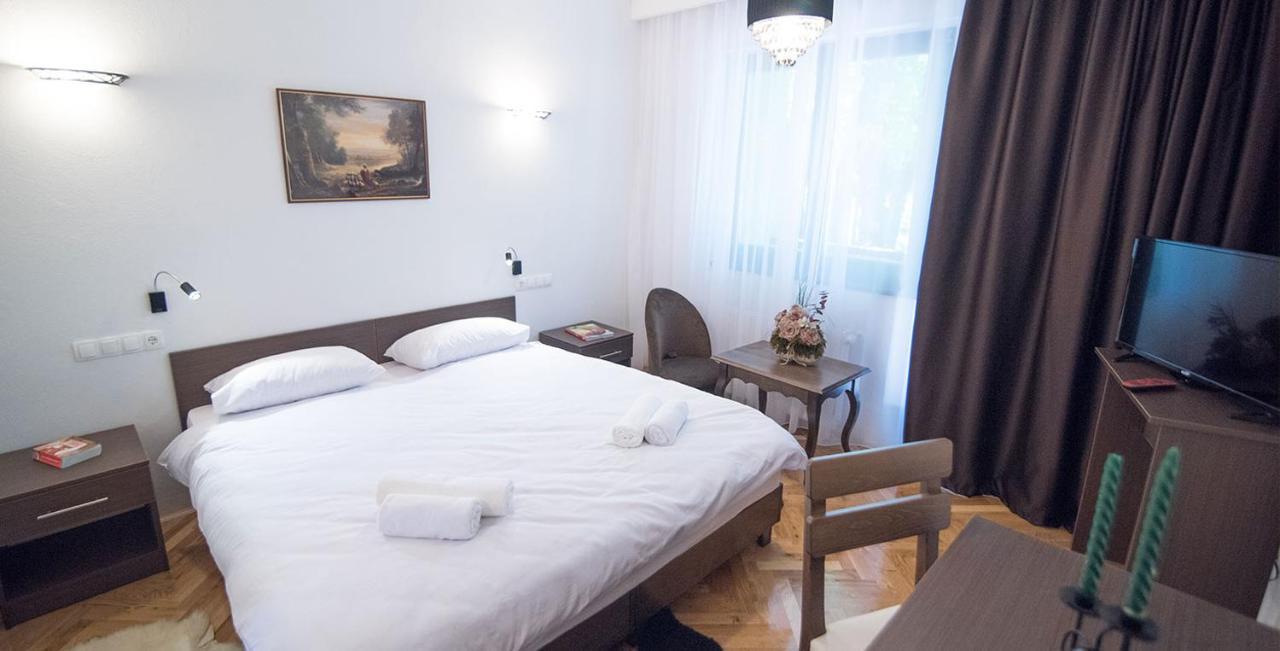 Holiday Resort Zlatni Dol Mostar Goranci Bagian luar foto