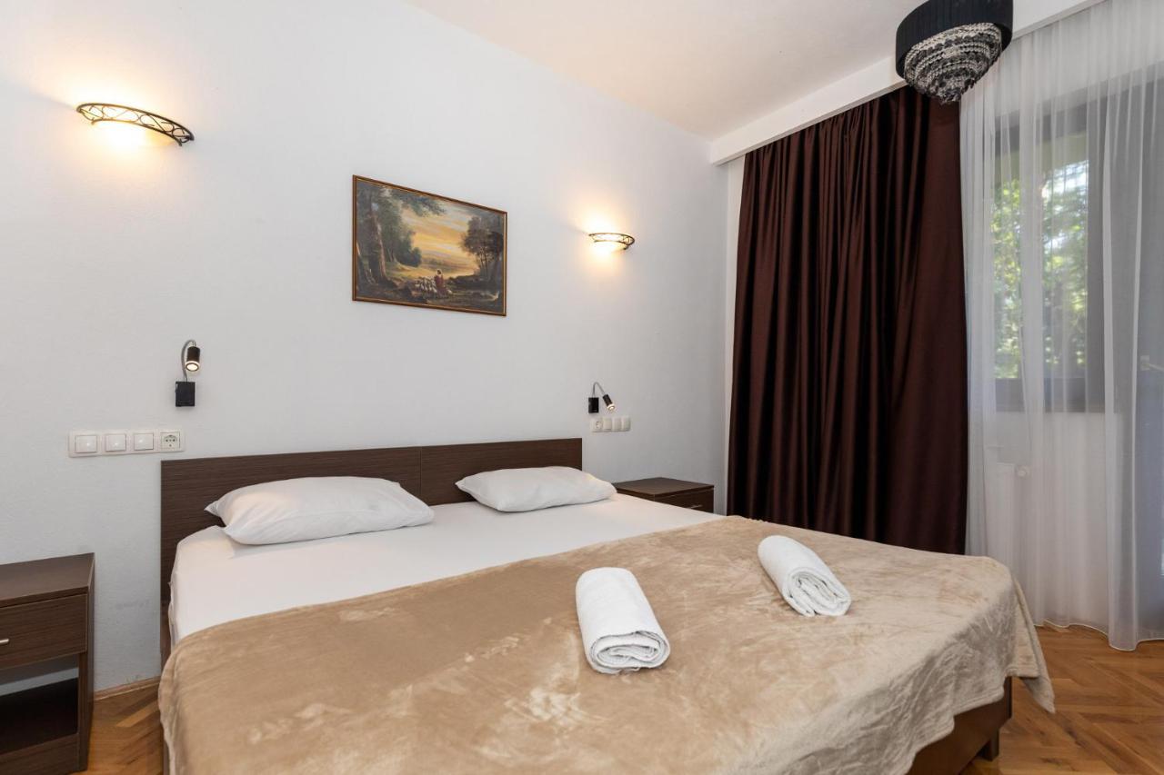 Holiday Resort Zlatni Dol Mostar Goranci Bagian luar foto